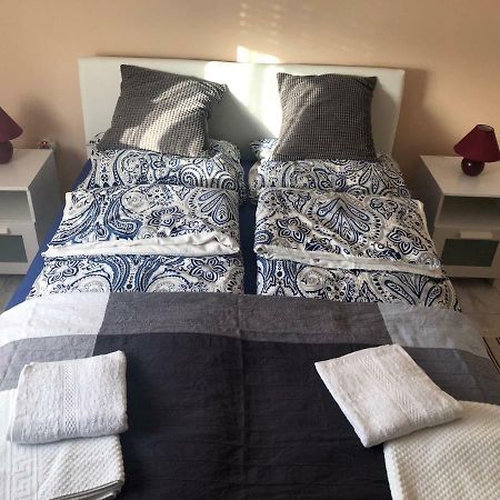 Obiteljski Apartman Filip U Blizini Plaze Za Djecu Palit Extérieur photo